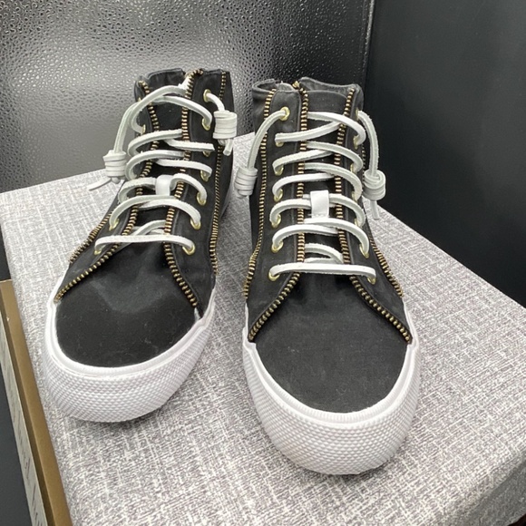 x Rebecca Minkoff Washed Canvas High Top Sneaker (Women) size 7 - Picture 5 of 5